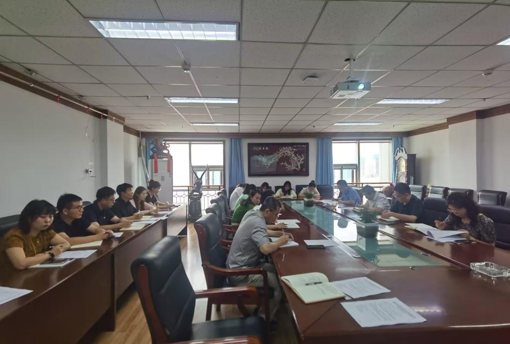 环境学院召开深入贯彻中央八项规定精神学习教育警示教育会暨2025年第六次党委理论学习中心组学习会议