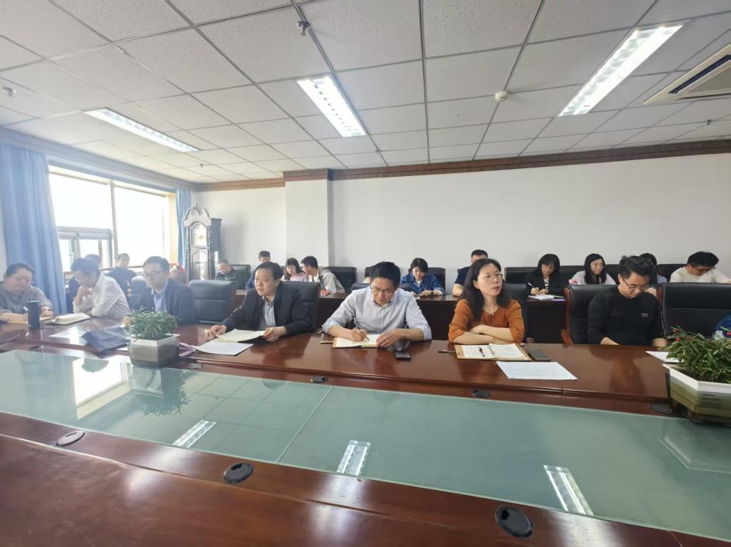 环境学院召开班主任会议部署学生安全管理与就业工作