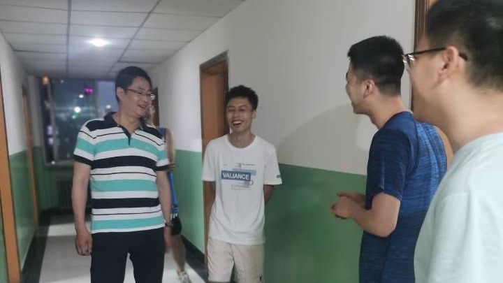 环境学院领导班子深入学生宿舍开展“七进”密切联系学生工作