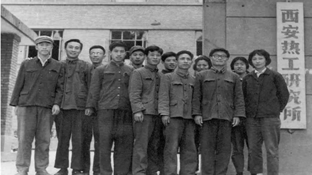 1974年 实习留念