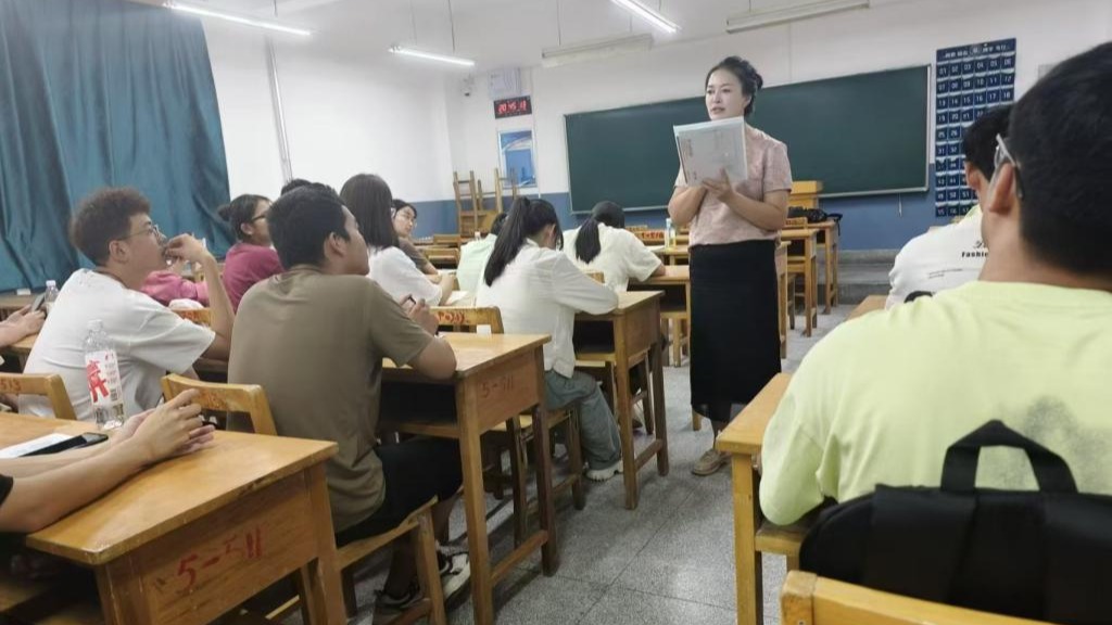 环境与市政工程学院组织召开“青春有约 逐梦未来”2024级新生开学第一课